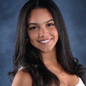 2026 Community Powered Scholarship Winner Paula Abreu